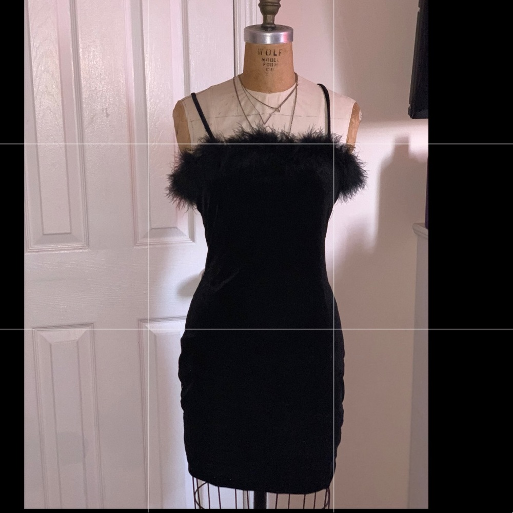 Mini dress - Picture 2 of 2